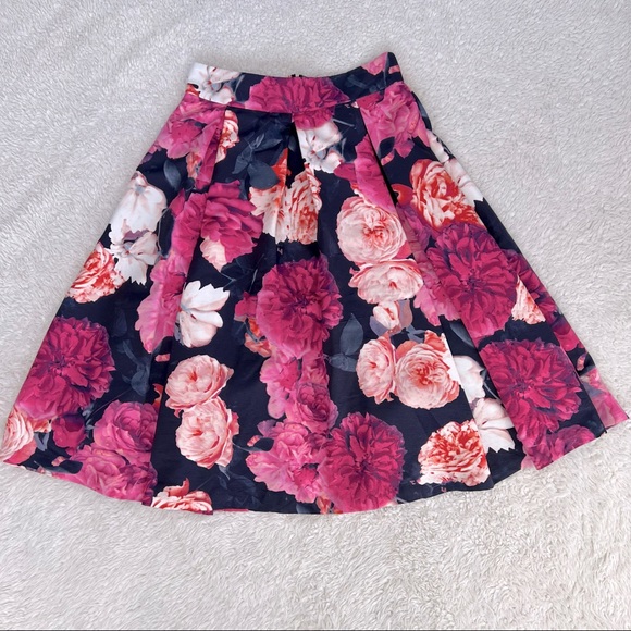 Eliza J Dresses & Skirts - Eliza J Floral A-Line Pleated Midi Skirt